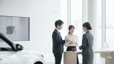 ラジオCMの業種別活用ガイド｜住宅・自動車・店舗・医療・採用で効く時間帯と内容