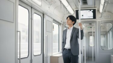 車内ビジョン広告とは｜電車の画面に流す動画の秒数・料金・作り方のコツ